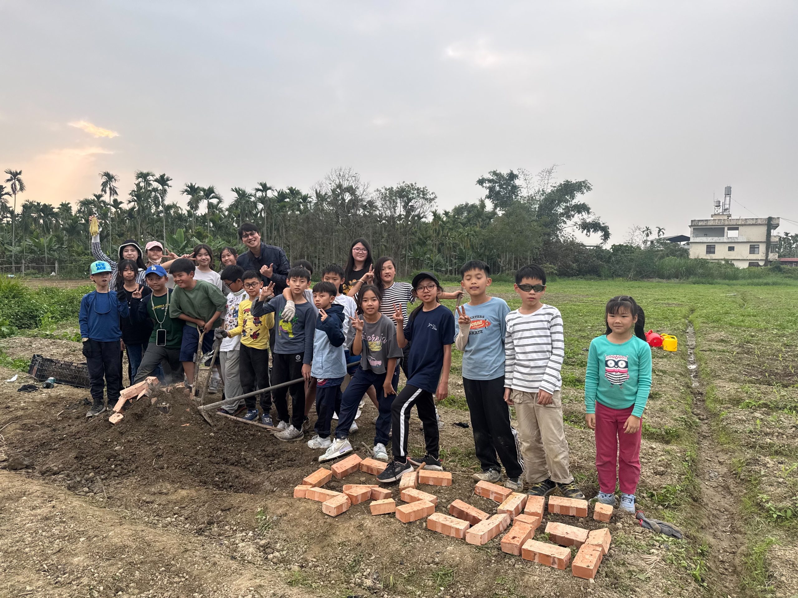 113-2 GS36 部落格聯絡事項0217-0221［W2大地藝術季］