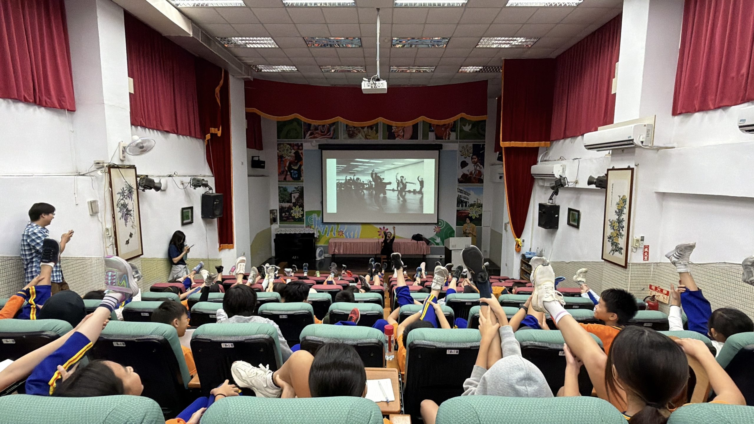 114s1★w13-14★GS37 1124-1207 故宮北藝校外教學